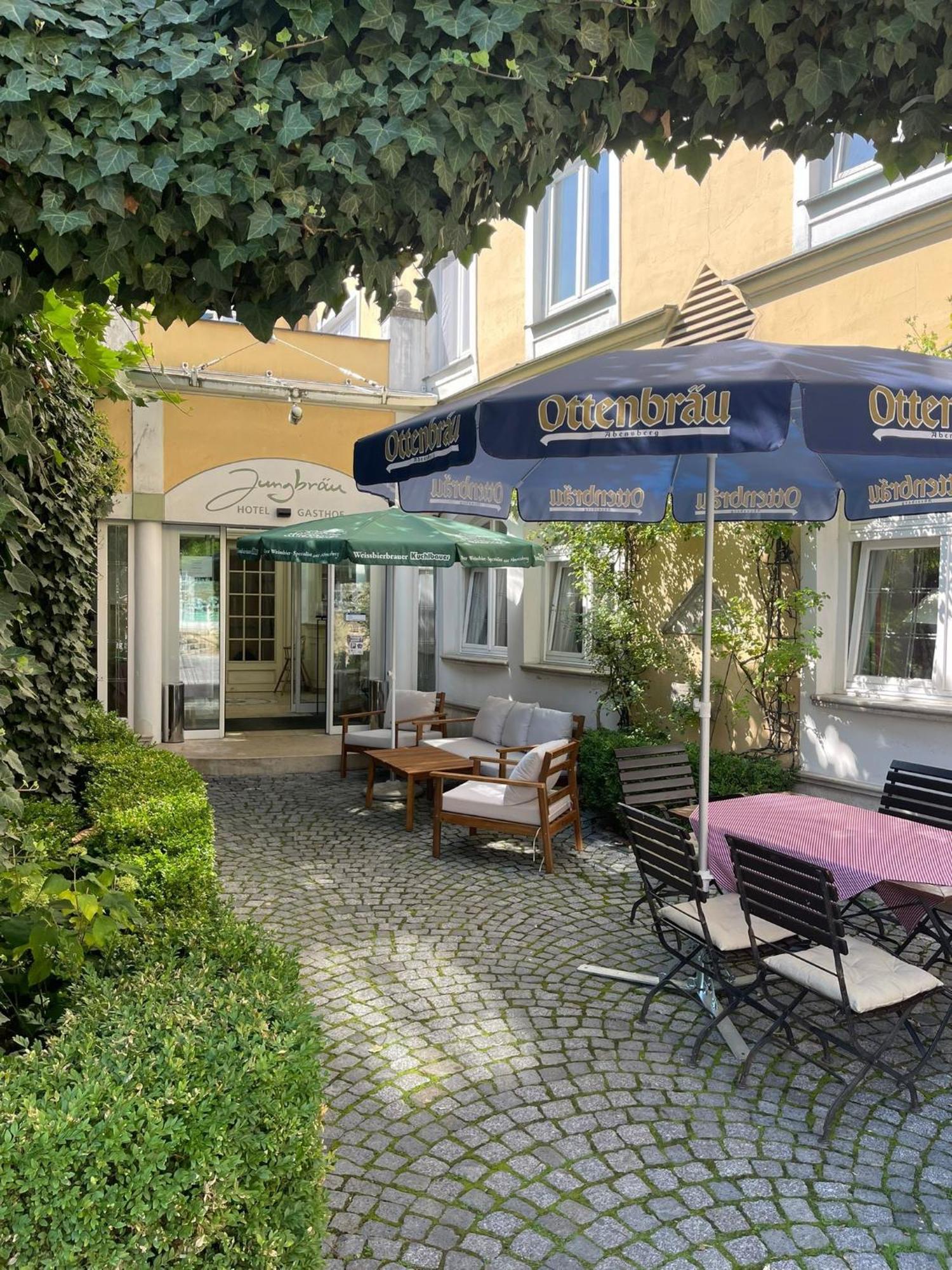 Hotel Jungbraeu Абенсберг Экстерьер фото